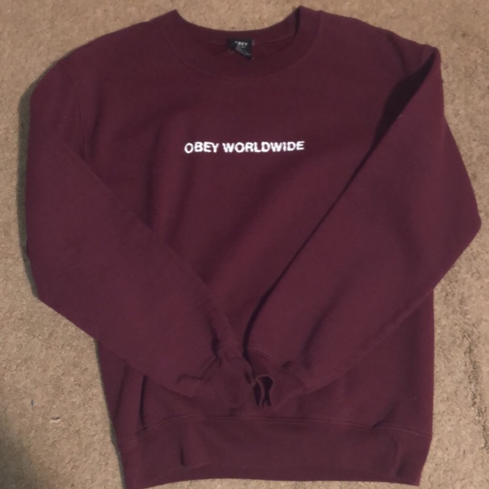 Maroon crew neck